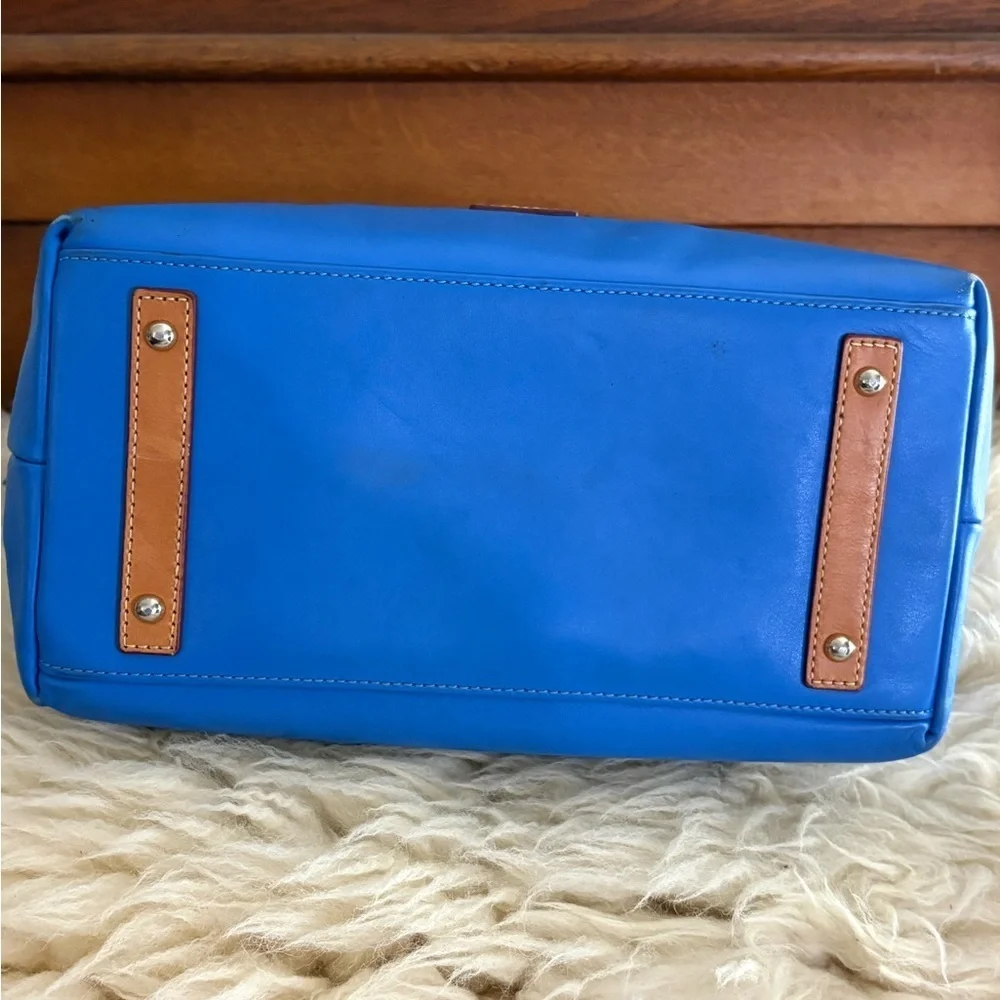Dooney & Bourke elegant blue